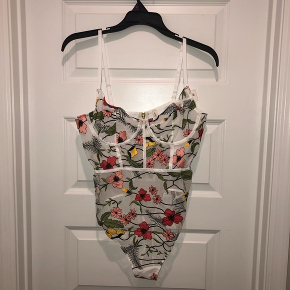 New LYREBIRD By Anthropologie Floral Mesh Embroidered Bodysuit Shaper Sz XL - Picture 6 of 11